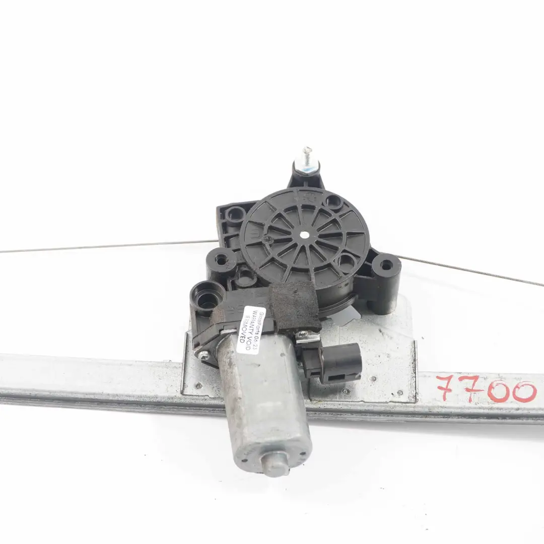 Renault Trafic Lève-Vitre Porte Avant Gauche Moteur Régulateur - SKU 7700311820 - Numéro de pièce 7700311820