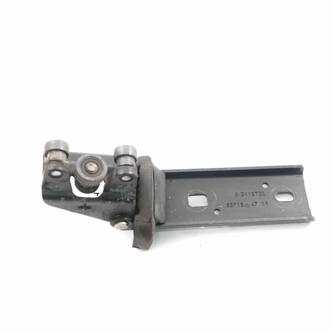 Trafic Vivaro Porte coulissante latérale gauche galet guide poulie - SKU 7700311973 - Numéro de pièce 7700311973