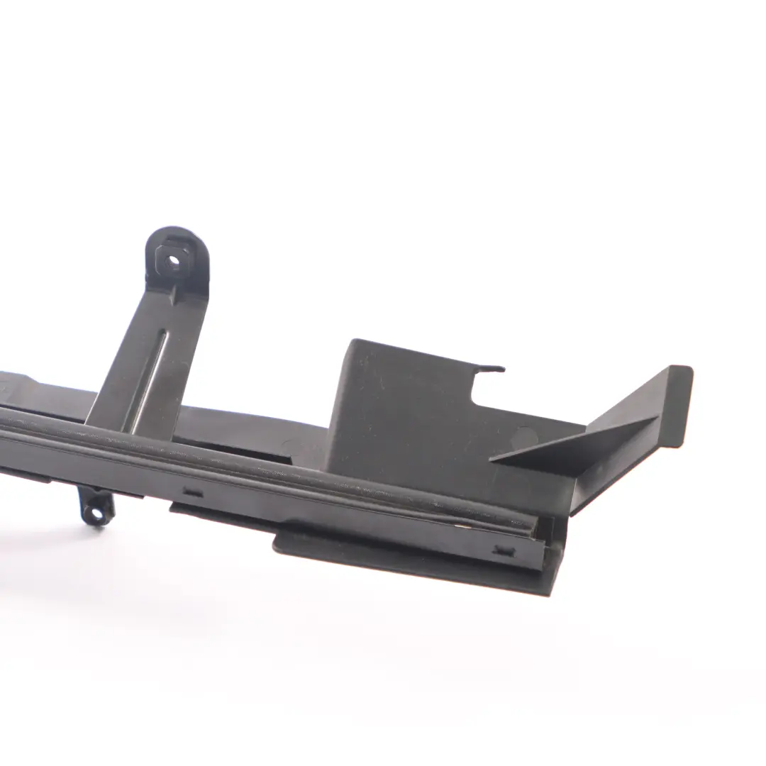 Tira de Guía de Ventana Delantera Izquierda Tira para Renault Master II con número de pieza 7700352483 Renault Master II Tira de Guía de Ventana Delantera Izquierda Tira - SKU 7700352483 - Número de pieza 7700352483