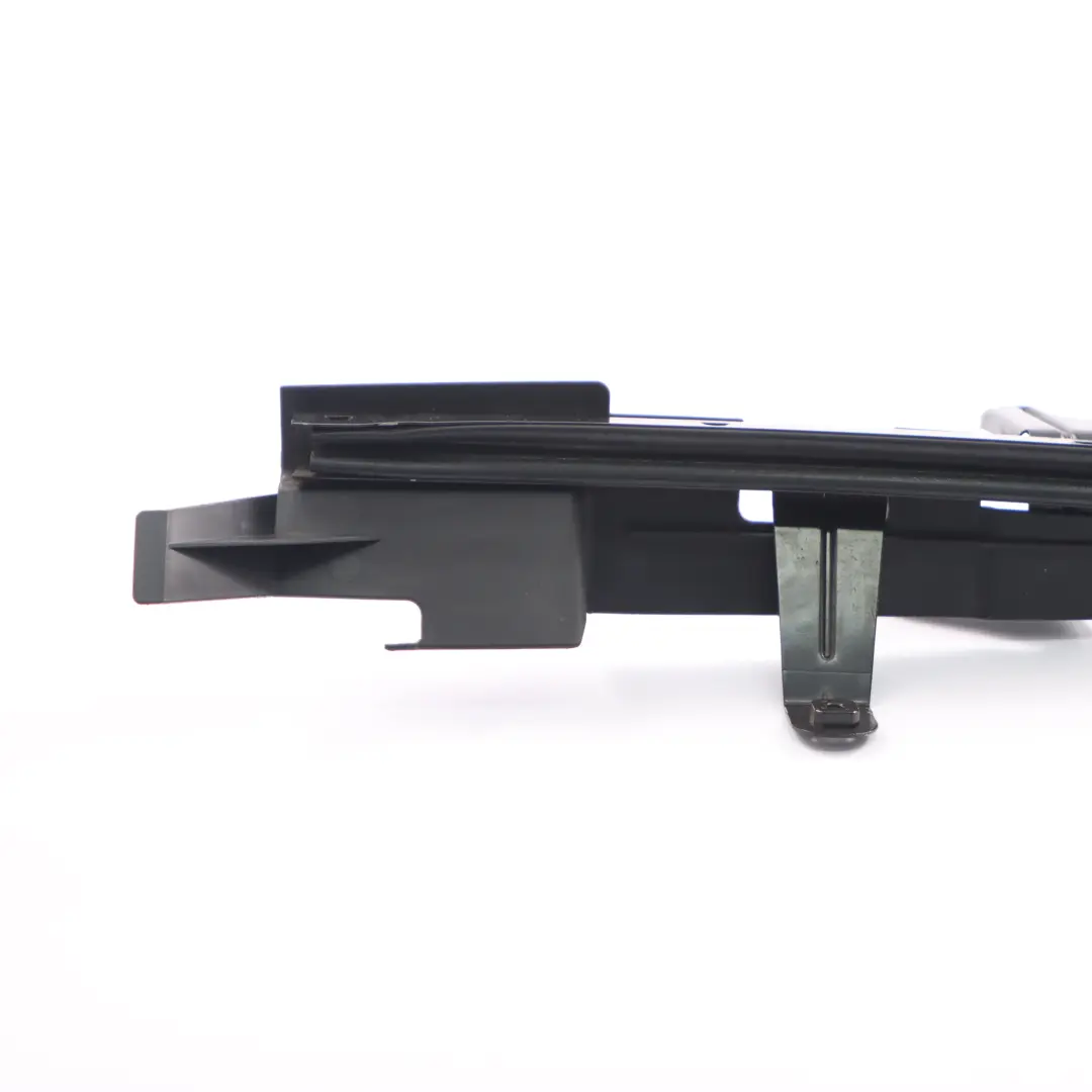 Window Guide Strip Front Left N/S Door Rail Strip to Renault Master II with Part number 7700352483 Renault Master II Window Guide Strip Front Left N/S Door Rail Strip - SKU 7700352483 - Part number 7700352483