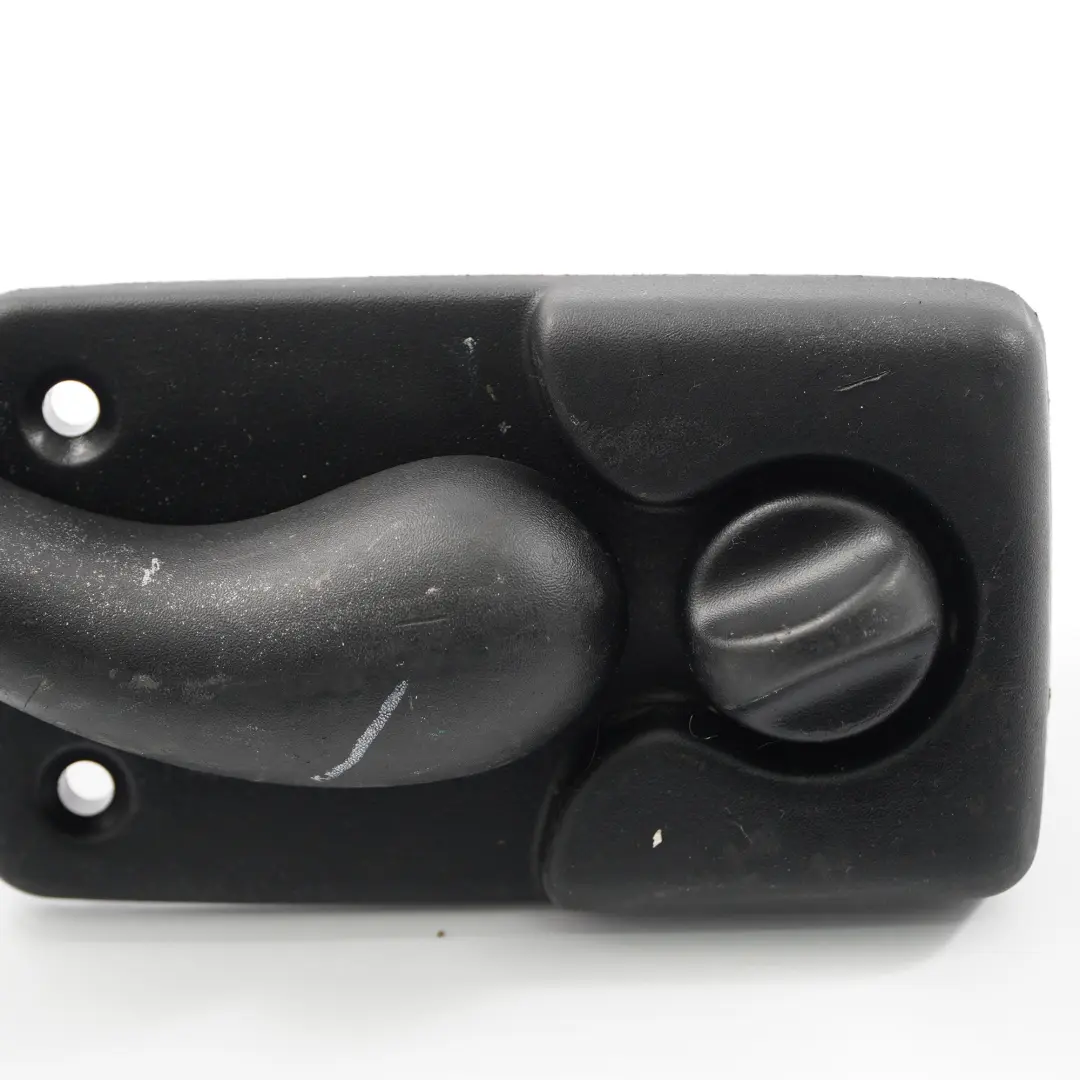 Maniglia porta interna posteriore destra per Renault Trafic 2 Opel Movano A con numero di parte 7700352 Renault Trafic 2 Opel Movano A Maniglia porta interna posteriore destra - SKU 7700352 - Numero di parte 7700352