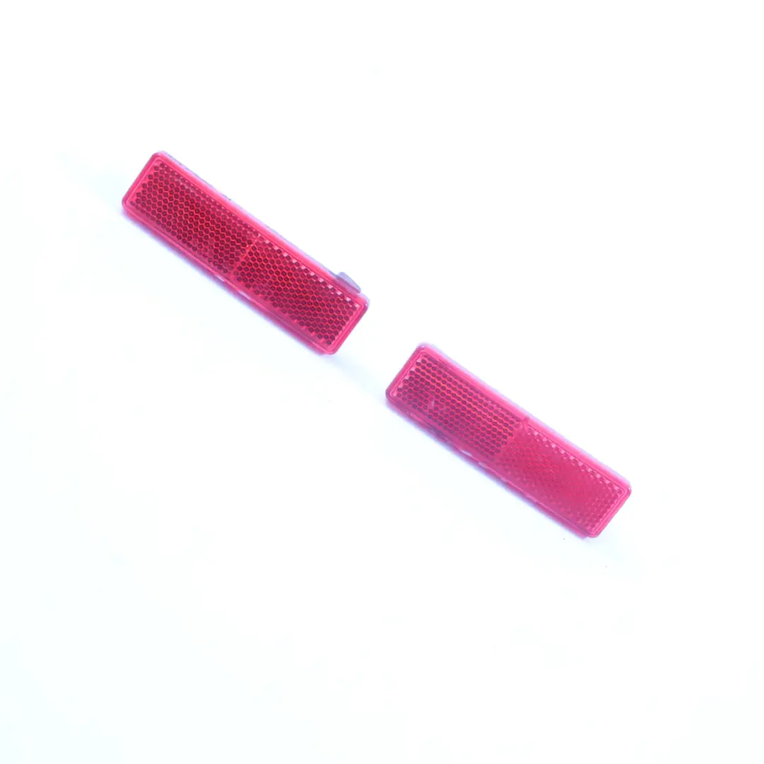 Pare-chocs Réflecteur Renault Trafic III Opel Vivaro B Feu arrière pour à propos du numéro de pièce 7700353184 Pare-chocs Réflecteur Renault Trafic III Opel Vivaro B Feu arrière - SKU 7700353184 - Numéro de pièce 7700353184