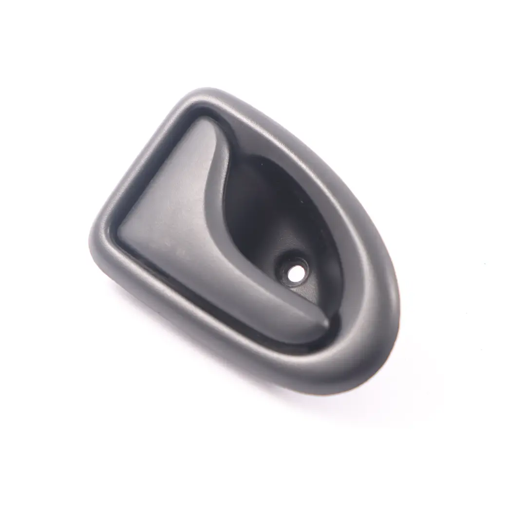 Maniglia porta Renault Master II Interno anteriore sinistro 7700830078 per con numero di parte 7700353282 Maniglia porta Renault Master II Interno anteriore sinistro 7700830078 - SKU 7700353282 - Numero di parte 7700353282
