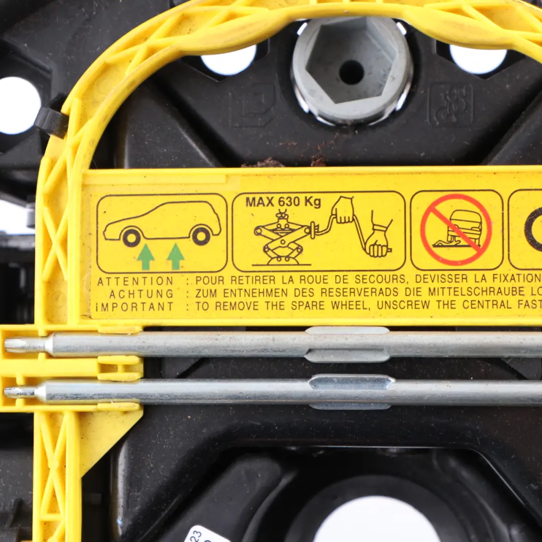 Renault Clio 2 Tool Kit Storage Tray Wrench Brace Hook Lifting Jack - SKU 7700836437 - Part number 7700836437