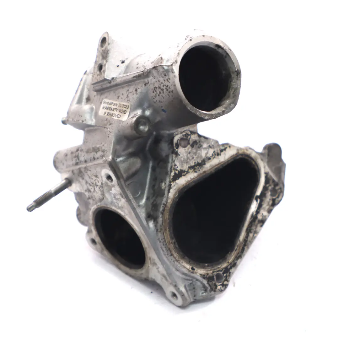 Dacia 1.5 dCi Flangia valvola EGR per Nissan Qashqai Renault con numero di parte 7701070964 Nissan Qashqai Renault Dacia 1.5 dCi Flangia valvola EGR - SKU 7701070964 - Numero di parte 7701070964