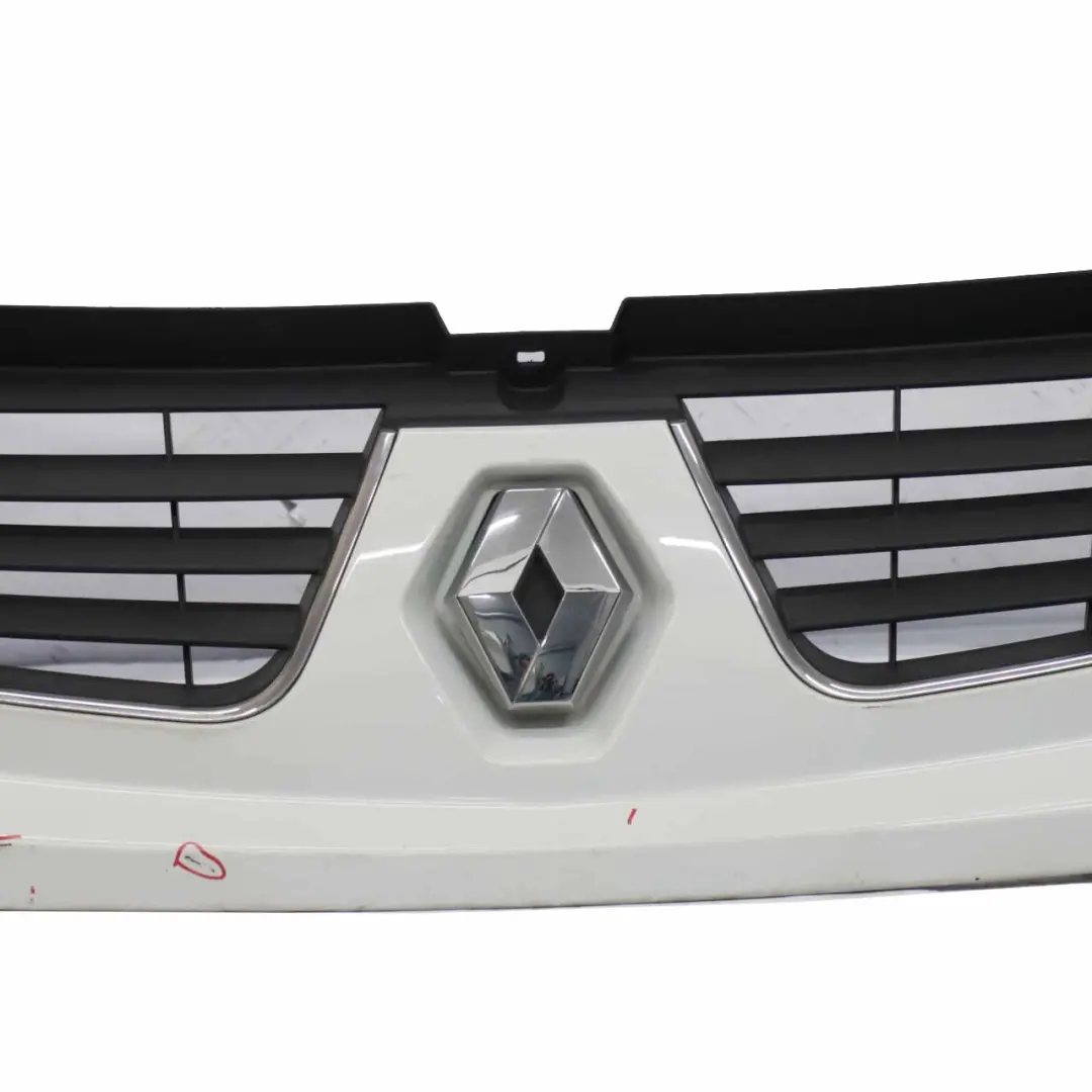 Front Grille Upper Air Grille Trim Panel Cover Casa White D31 to Renault Trafic II with Part number 7701477202 Renault Trafic II Front Grille Upper Air Grille Trim Panel Cover Casa White D31 - SKU 7701477202-CAW - Part number 7701477202