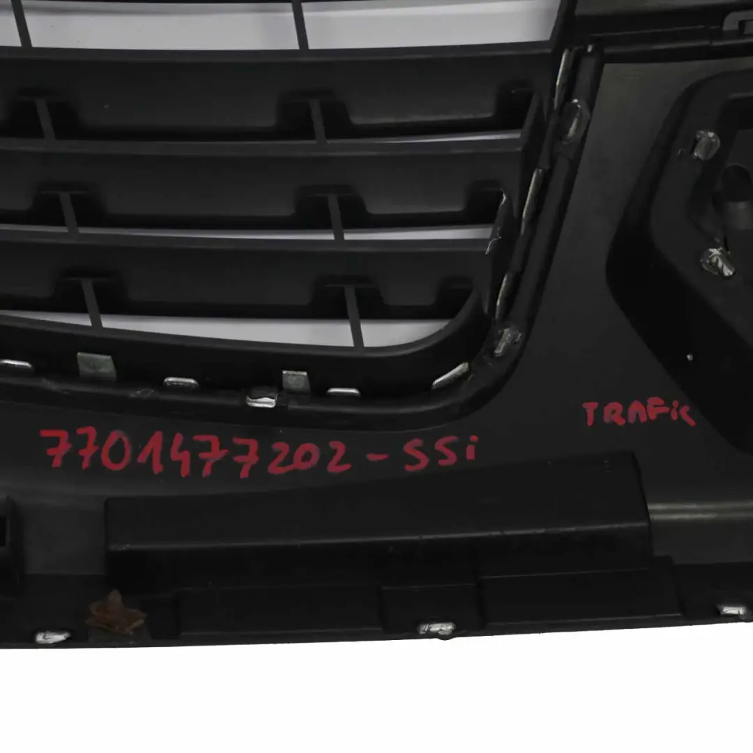 Atrapa Grill Star Silver - G64 do Renault Trafic II o numerze 7701477202 Renault Trafic II Atrapa Grill Star Silver - G64 - SKU 7701477202-SSI - Numer Części 7701477202