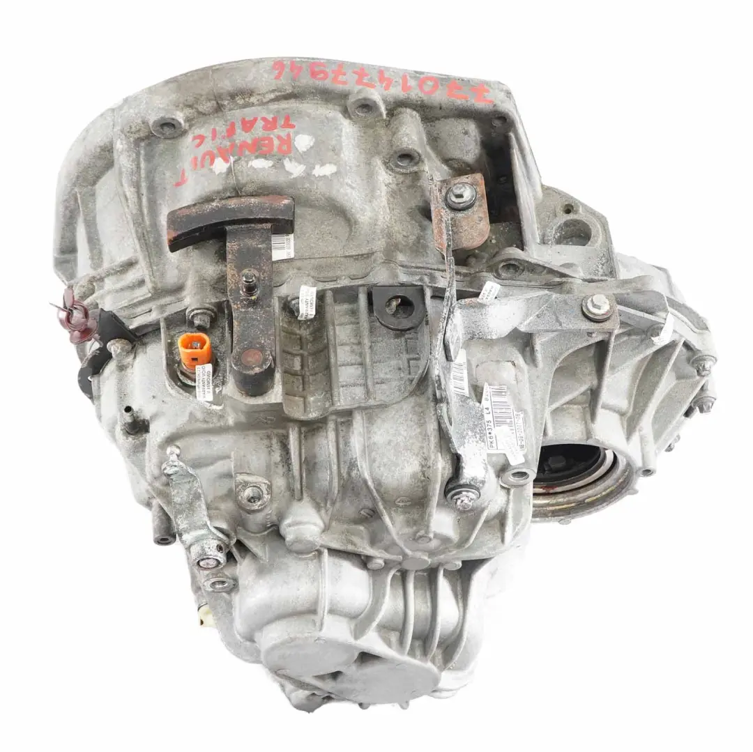 Schaltgetriebe 6 Gang PK6*375 PK6 375 für Renault Trafic 1.9 DCI Diesel mit Teilenummer 7701477946 Renault Trafic 1.9 DCI Diesel Schaltgetriebe 6 Gang PK6*375 PK6 375 - SKU 7701477946 - Teilenummer 7701477946