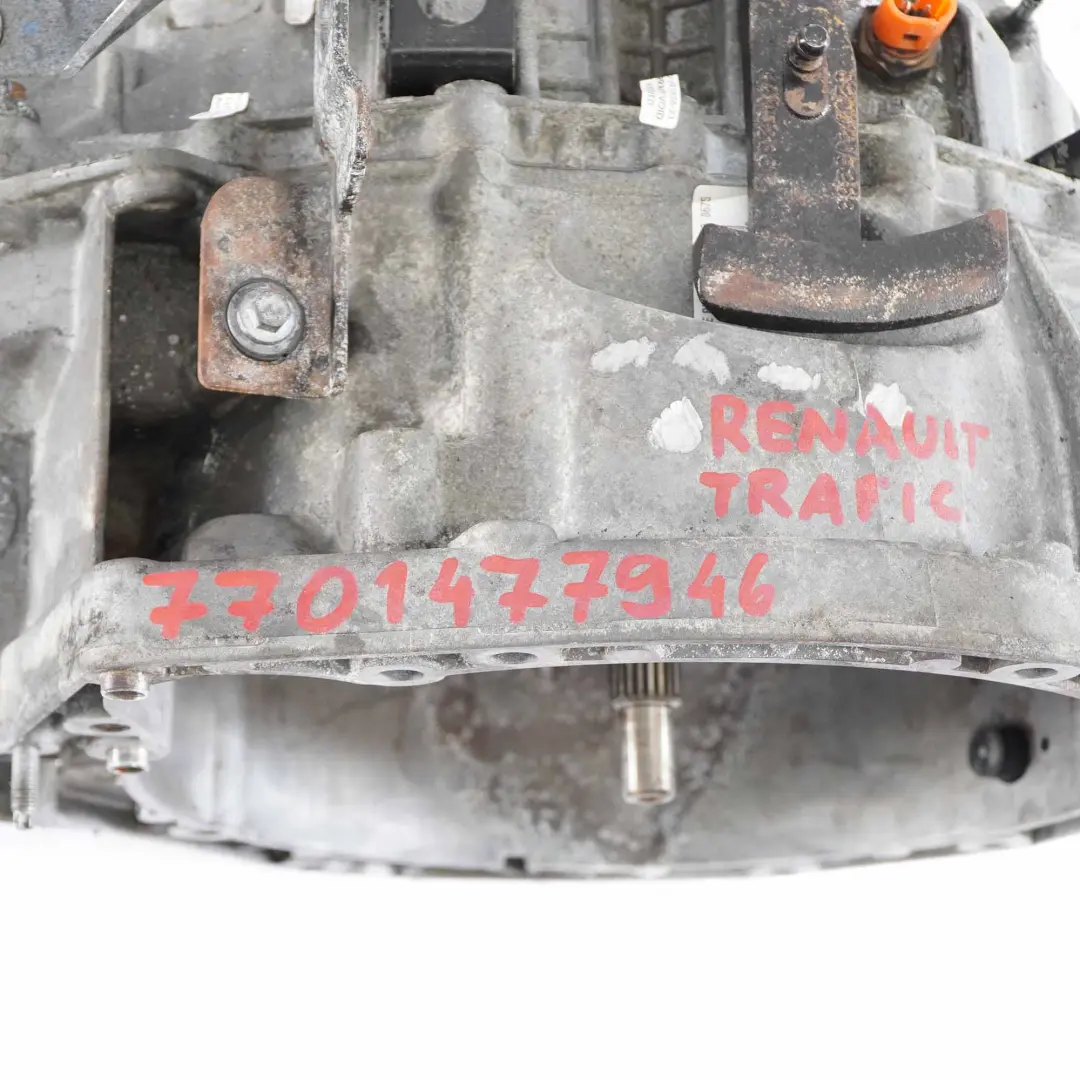 Caja de cambios manual 6 velocidades PK6*375 para Renault Trafic 1.9 DCI Diesel con número de pieza 7701477946 Renault Trafic 1.9 DCI Diesel Caja de cambios manual 6 velocidades PK6*375 - SKU 7701477946 - Número de pieza 7701477946