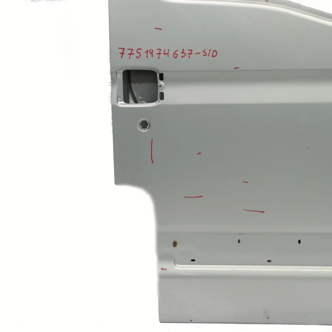 Drzwi Prawe Przednie Panel Drzwi Grey Sideral Szary - B64 do Renault Master II o numerze 7751474637 Renault Master II Drzwi Prawe Przednie Panel Drzwi Grey Sideral Szary - B64 - SKU 7751474637-SID - Numer Części 7751474637