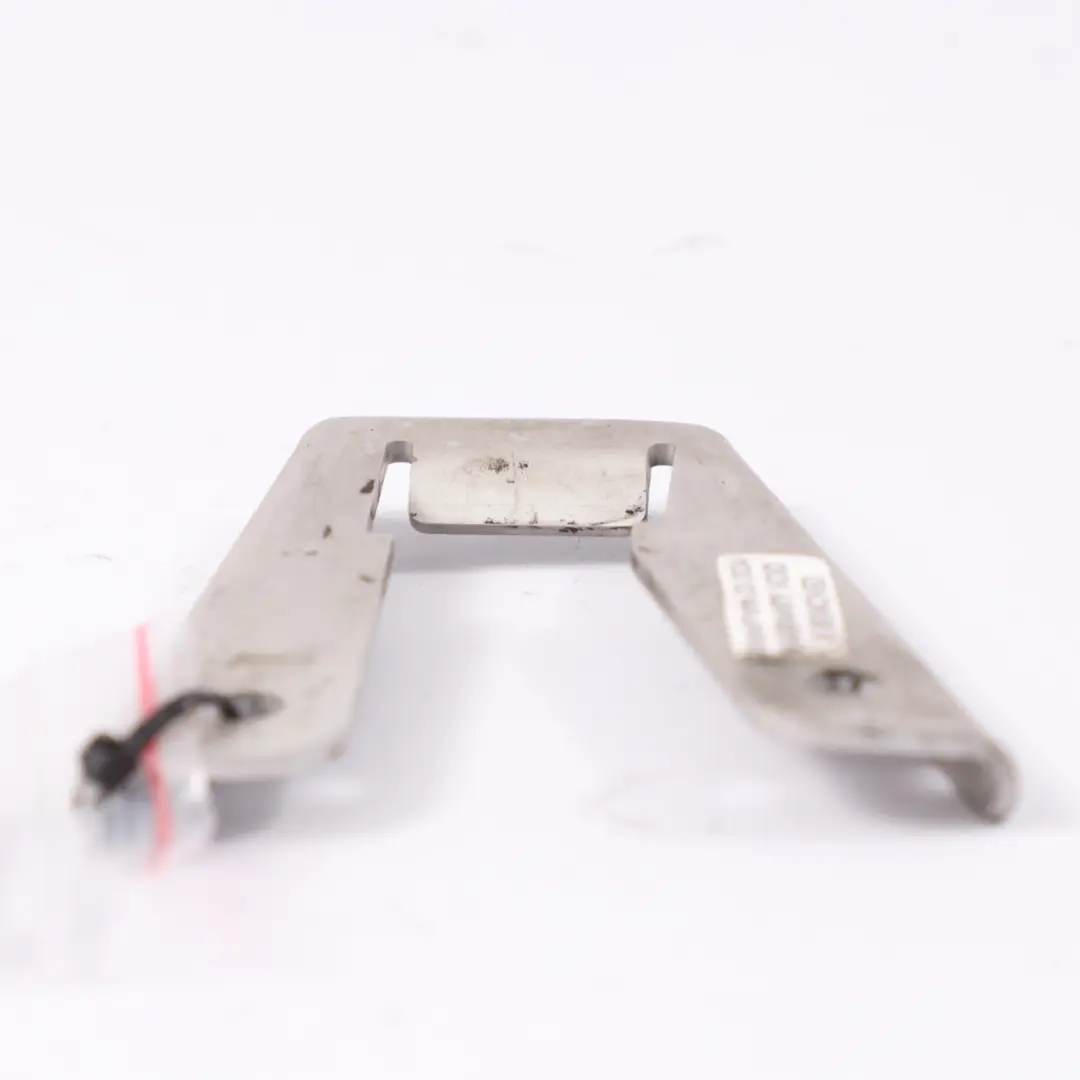 Bracket Mount Support Holder to BMW E90 with Part number 7777462 BMW E90 Bracket Mount Support Holder - SKU 7777462 - Part number 7777462