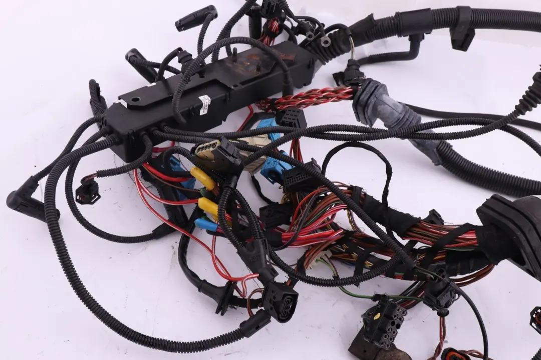 M57 Engine Wiring Loom Harness Automatic 7788168 to BMW X5 Series E53 3.0d with Part number 7785049 BMW X5 Series E53 3.0d M57 Engine Wiring Loom Harness Automatic 7788168 - SKU 7785049 - Part number 7785049