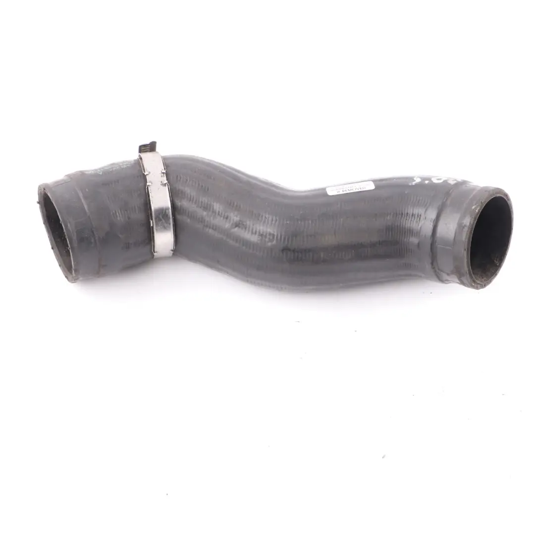 Lui E46 E53 M57 Intercooler Tubo di Pressione 1161 per BMW 3 X5 con numero di parte 7788576 BMW 3 X5 Lui E46 E53 M57 Intercooler Tubo di Pressione 1161 - SKU 7785500 - Numero di parte 7788576