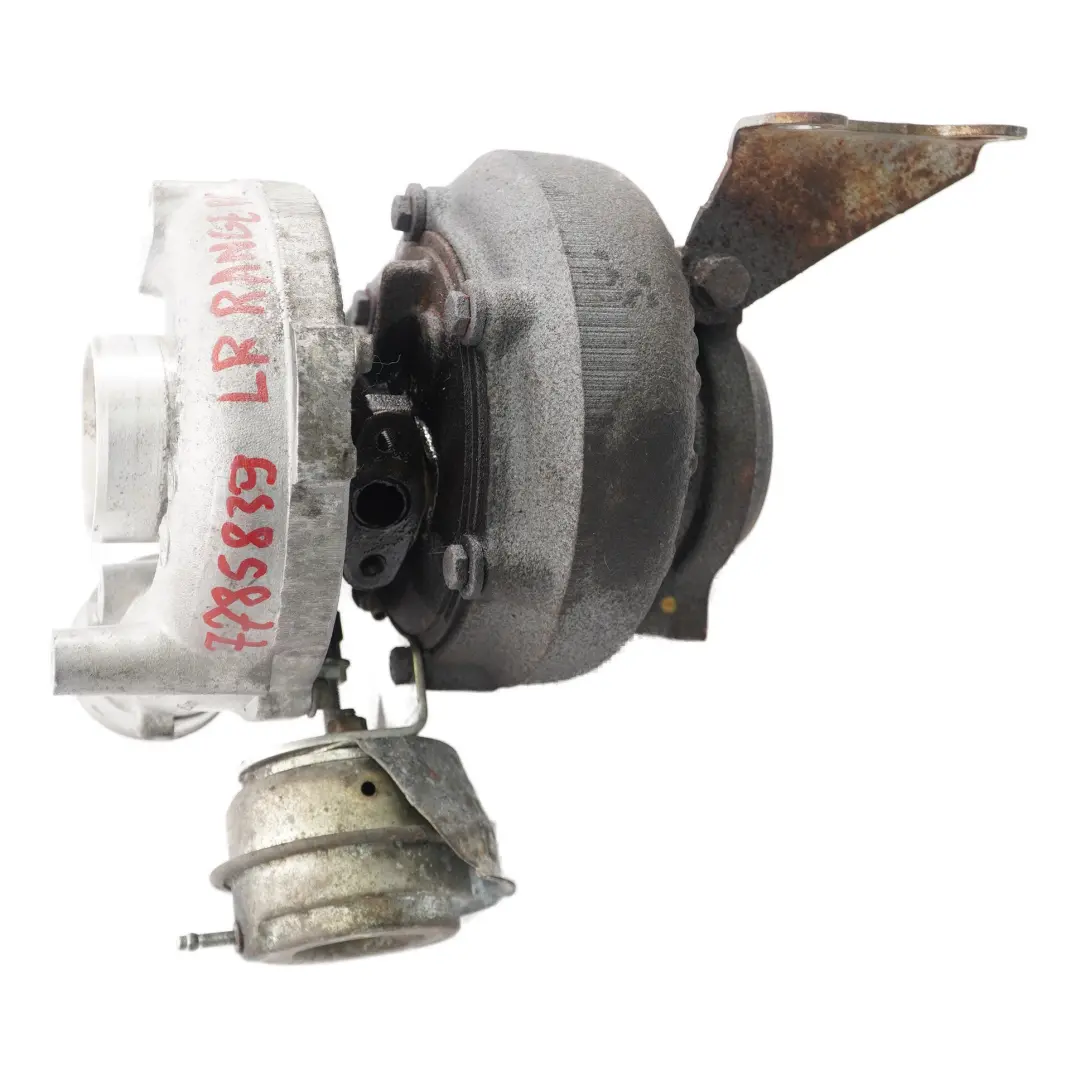 Moteur Diesel Turbocompresseur Turbo Garrett pour Land Rover Range Rover à propos du numéro de pièce 7785839 Land Rover Range Rover Moteur Diesel Turbocompresseur Turbo Garrett - SKU 7785839 - Numéro de pièce 7785839
