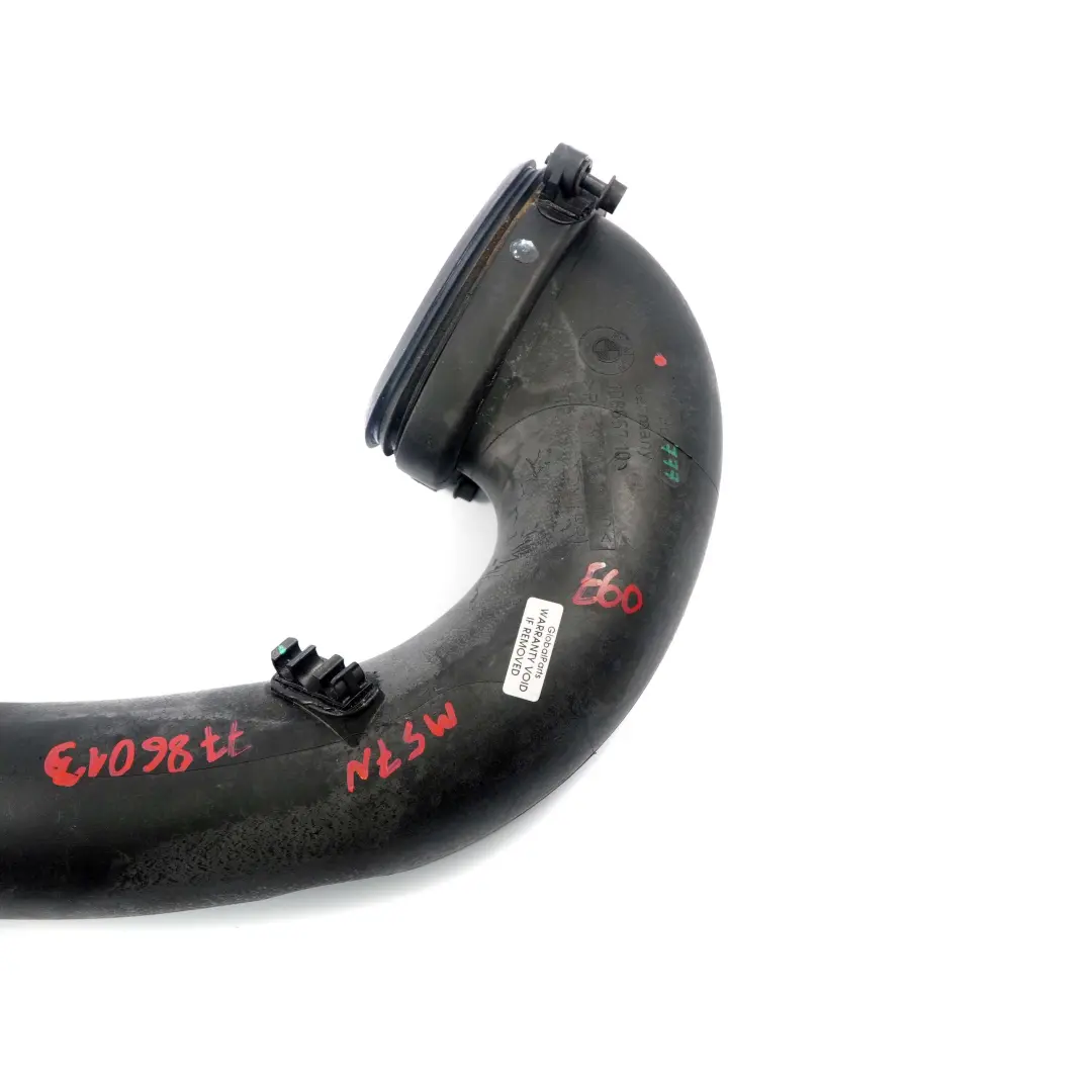 M57N Tubo aria filtrata per turbocompressore per BMW 5 7 X3 X5 E53 E60 E83 con numero di parte 7786013 BMW 5 7 X3 X5 E53 E60 E83 M57N Tubo aria filtrata per turbocompressore - SKU 7786013 - Numero di parte 7786013