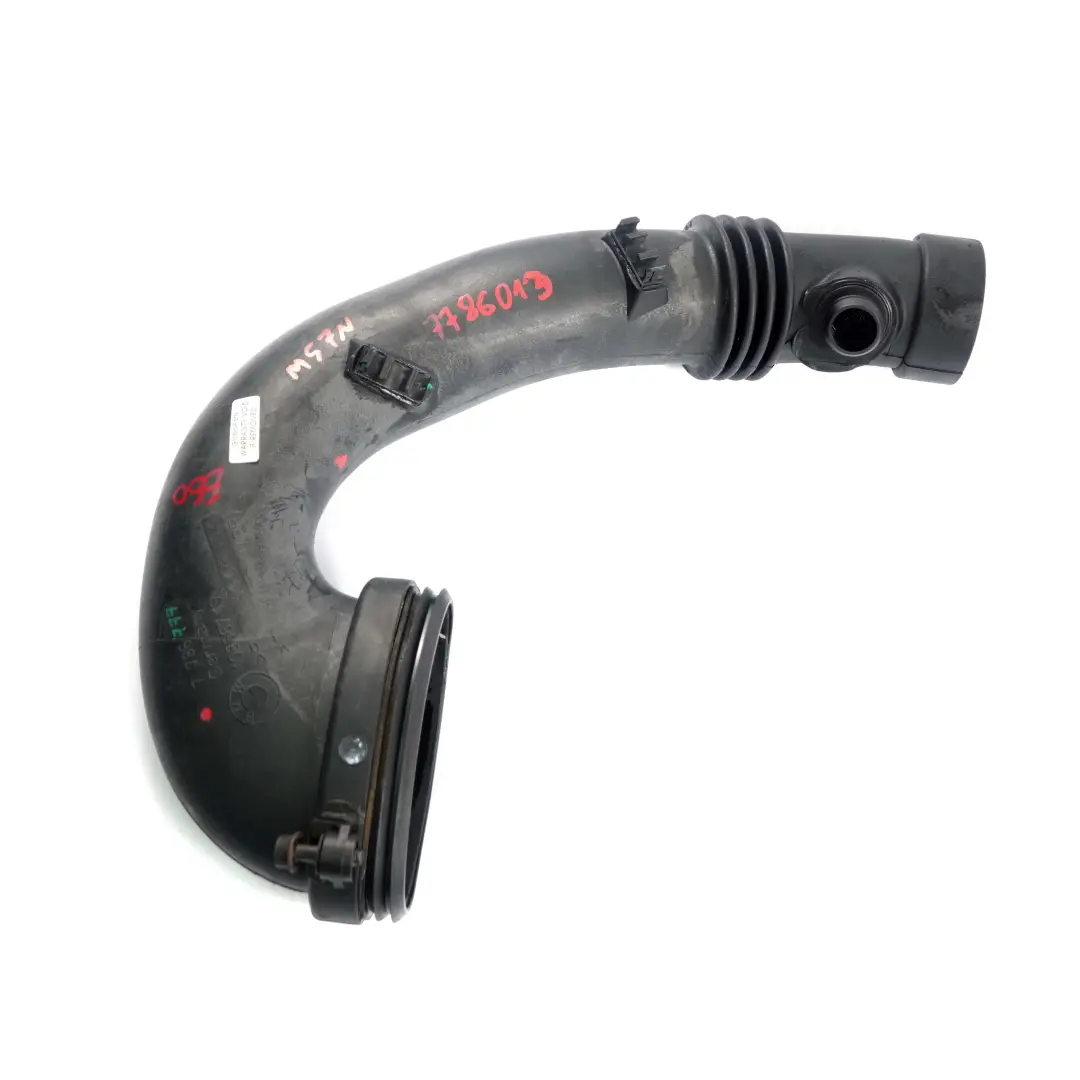 M57N Tubo aria filtrata per turbocompressore per BMW 5 7 X3 X5 E53 E60 E83 con numero di parte 7786013 BMW 5 7 X3 X5 E53 E60 E83 M57N Tubo aria filtrata per turbocompressore - SKU 7786013 - Numero di parte 7786013
