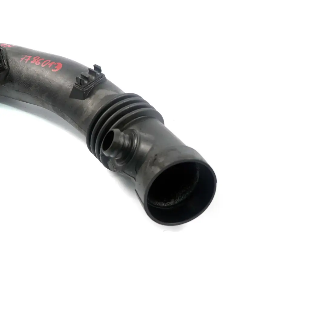 M57N Tubo aria filtrata per turbocompressore per BMW 5 7 X3 X5 E53 E60 E83 con numero di parte 7786013 BMW 5 7 X3 X5 E53 E60 E83 M57N Tubo aria filtrata per turbocompressore - SKU 7786013 - Numero di parte 7786013