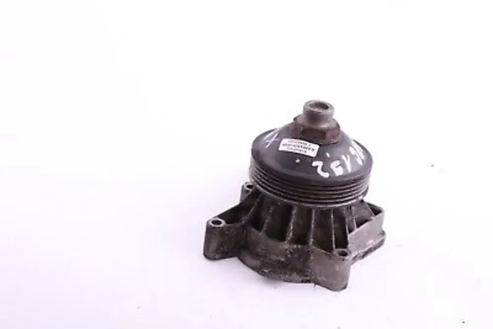 M57 Pompa di Raffreddamento Meccanico 2354055 per BMW X5 E38 E39 E46 E53 con numero di parte 7786192 BMW X5 E38 E39 E46 E53 M57 Pompa di Raffreddamento Meccanico 2354055 - SKU 7786192 - Numero di parte 7786192