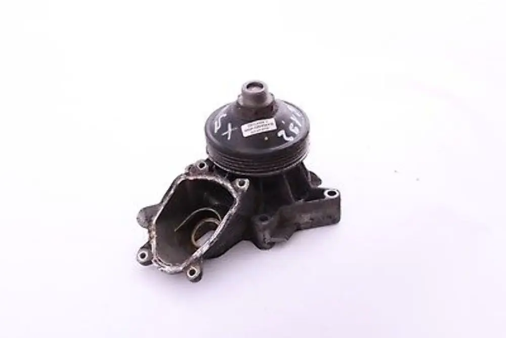M57 Kühlmittelpumpe mechanisch 2354055 für BMW 3 5 7 X5 er E38 E39 E46 E53 mit Teilenummer 7786192 BMW 3 5 7 X5 er E38 E39 E46 E53 M57 Kühlmittelpumpe mechanisch 2354055 - SKU 7786192 - Teilenummer 7786192