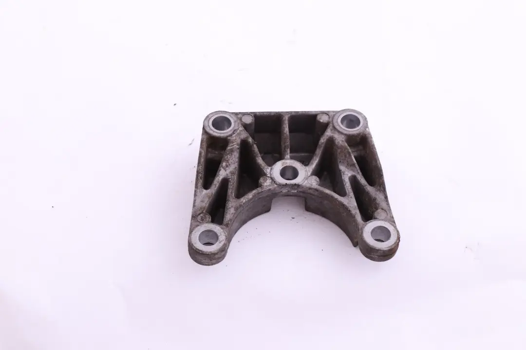 M62 Petrol Supporting Mount Power Steering Pump Bracket to BMW X5 Series E53 with Part number 7786812 BMW X5 Series E53 M62 Petrol Supporting Mount Power Steering Pump Bracket - SKU 7786812 - Part number 7786812