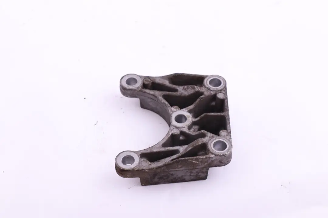 M62 Petrol Supporting Mount Power Steering Pump Bracket to BMW X5 Series E53 with Part number 7786812 BMW X5 Series E53 M62 Petrol Supporting Mount Power Steering Pump Bracket - SKU 7786812 - Part number 7786812