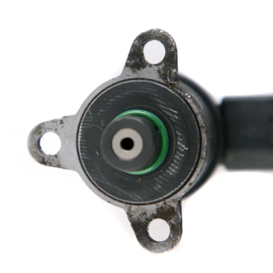 Pompa Alta Pressione Sensore Pressione Flusso Carburante per BMW E60 E90 con numero di parte 7787186 BMW E60 E90 Pompa Alta Pressione Sensore Pressione Flusso Carburante - SKU 7787186 - Numero di parte 7787186