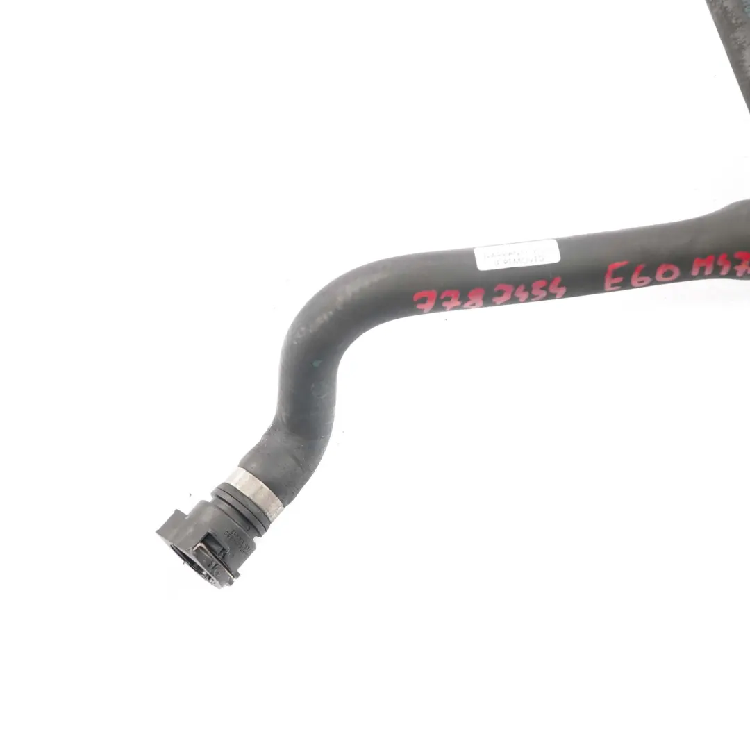 M47N2 520D Raffreddamento Termostato Acqua Tubo Flessibile per BMW E60 E61 LCI con numero di parte 7787454 BMW E60 E61 LCI M47N2 520D Raffreddamento Termostato Acqua Tubo Flessibile - SKU 7787454 - Numero di parte 7787454