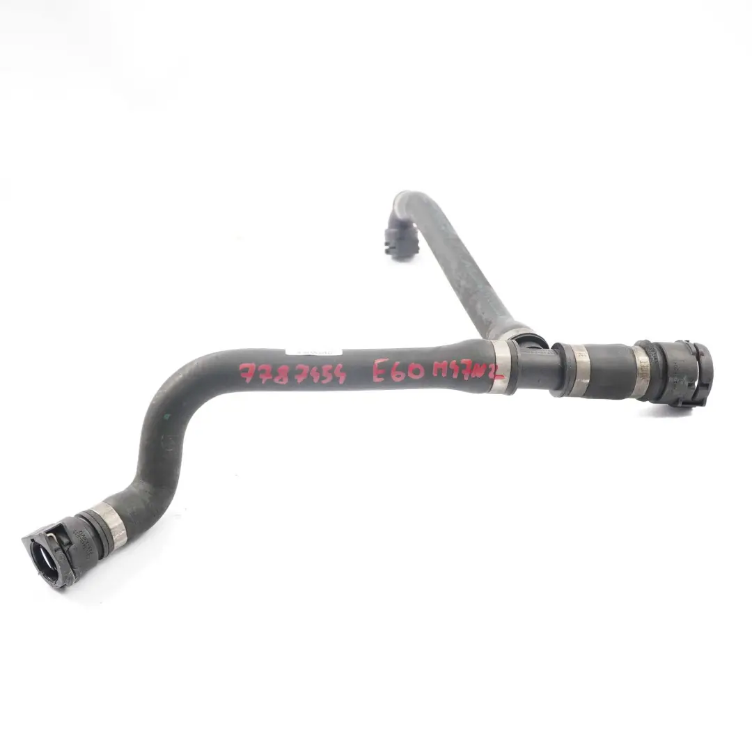 M47N2 520D Raffreddamento Termostato Acqua Tubo Flessibile per BMW E60 E61 LCI con numero di parte 7787454 BMW E60 E61 LCI M47N2 520D Raffreddamento Termostato Acqua Tubo Flessibile - SKU 7787454 - Numero di parte 7787454