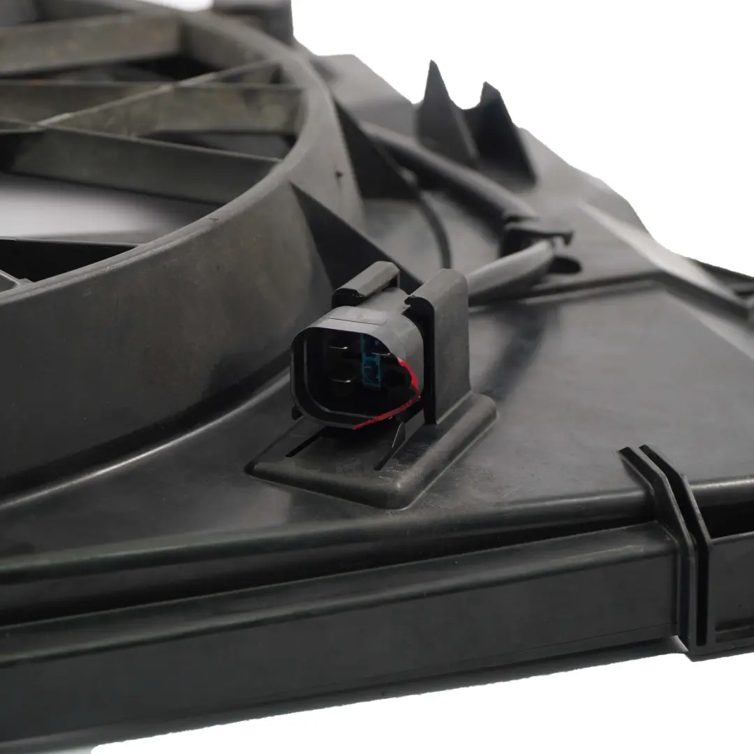 BMW E81 E87 E90 E91 Carcasa del Ventilador del Radiador Diesel 300V 7788905 - SKU 7788905-3 - Número de pieza 7801993