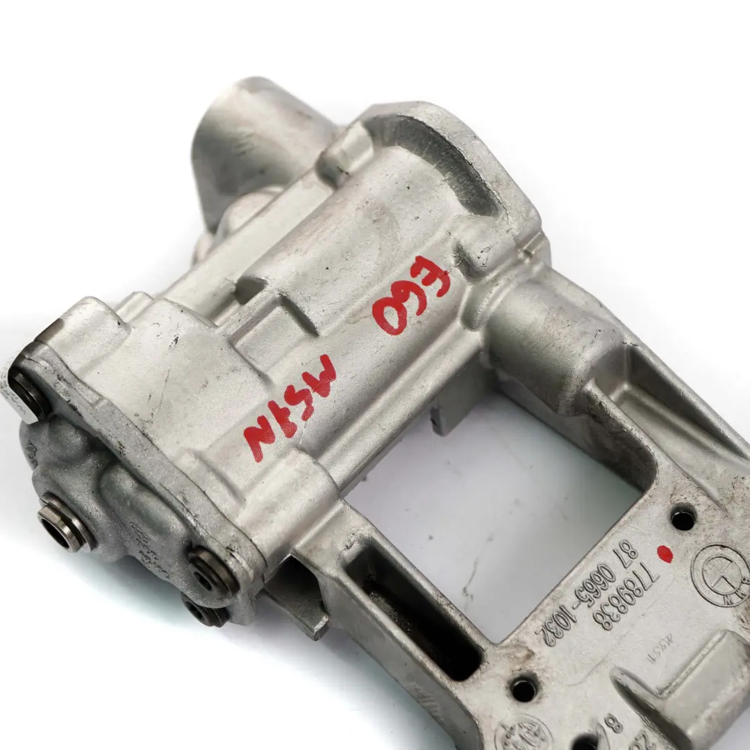 M57 M57N Oil Pump to BMW X3 X5 E46 E53 E60 E65 E83 Engine with Part number 7789838 BMW X3 X5 E46 E53 E60 E65 E83 Engine M57 M57N Oil Pump - SKU 7789838 - Part number 7789838