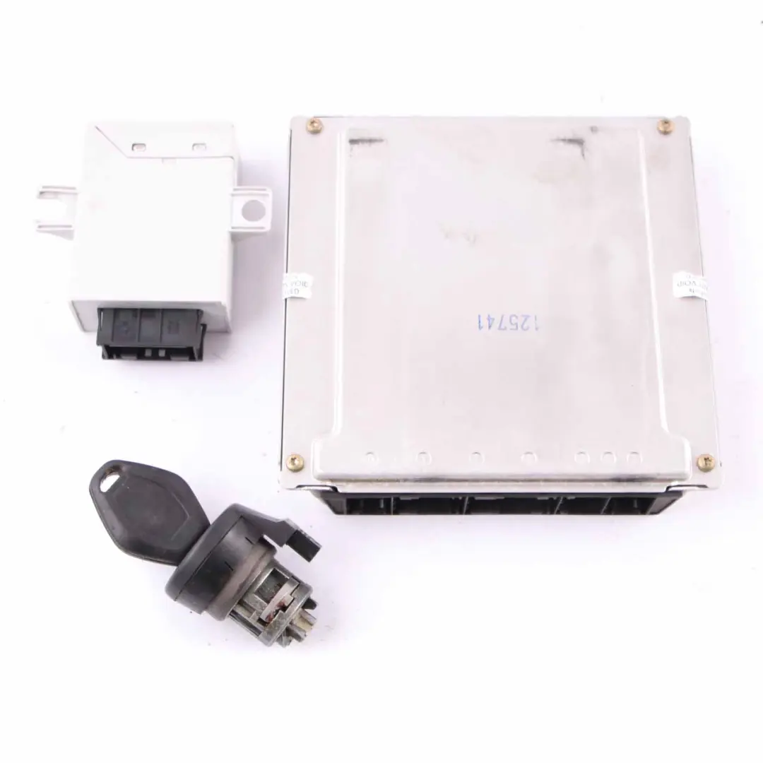 M57 184HP Engine Control ECU Kit DDE EWS3 Key Automatic to BMW X5 E53 3.0d with Part number 7790220 BMW X5 E53 3.0d M57 184HP Engine Control ECU Kit DDE EWS3 Key Automatic - SKU 7790220-2 - Part number 7790220