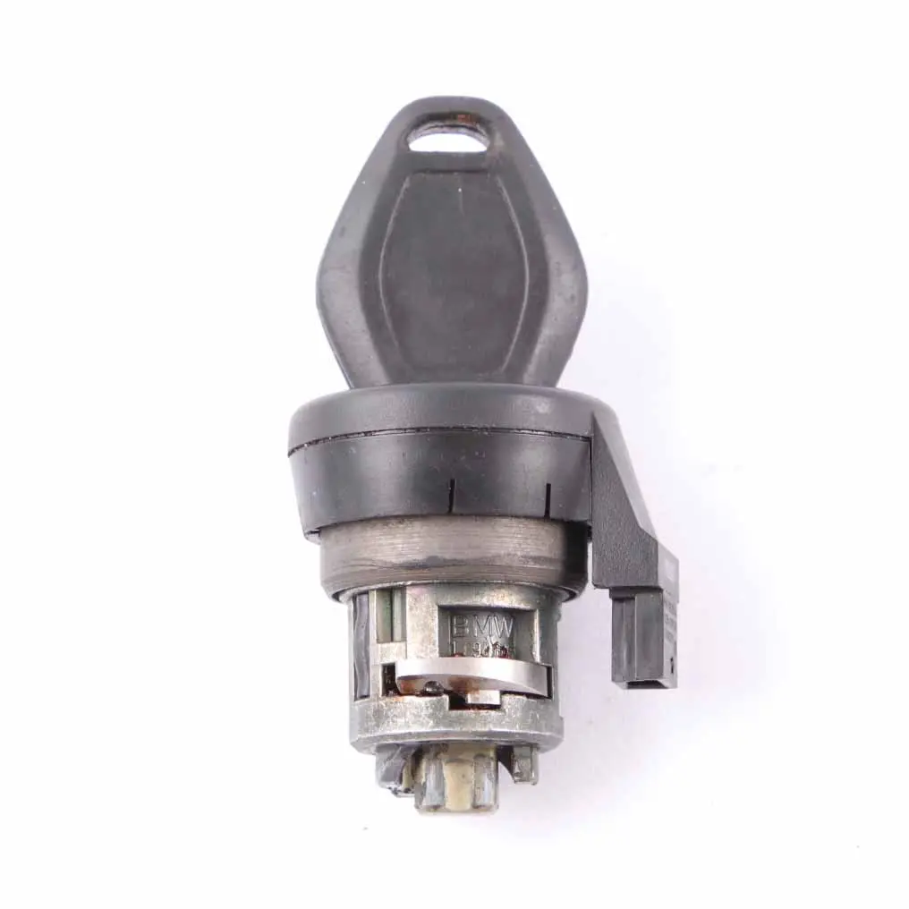 M57 184HP Engine Control ECU Kit DDE EWS3 Key Automatic to BMW X5 E53 3.0d with Part number 7790220 BMW X5 E53 3.0d M57 184HP Engine Control ECU Kit DDE EWS3 Key Automatic - SKU 7790220-2 - Part number 7790220