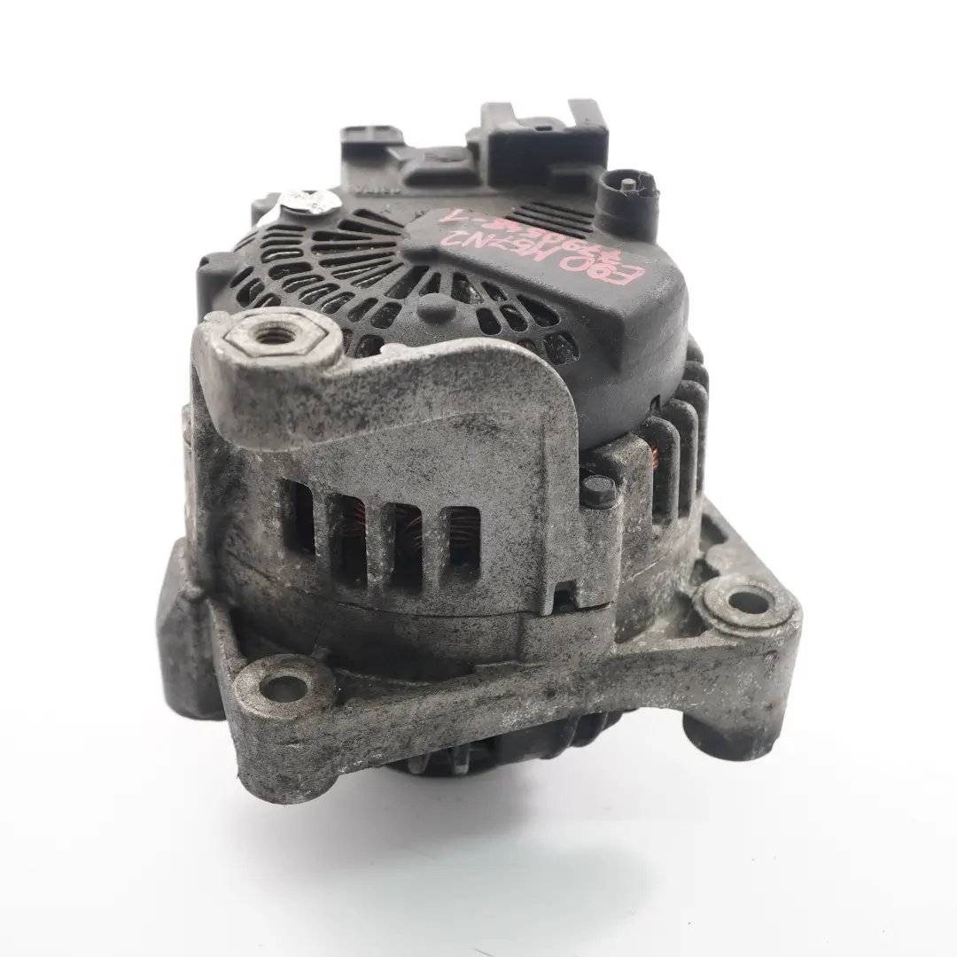 Alternador Valeo 150A Diesel para BMW E87 E90 E91 E92 E93 Diesel con número de pieza 7790548 BMW E87 E90 E91 E92 E93 Diesel Alternador Valeo 150A Diesel - SKU 7790548 - Número de pieza 7790548