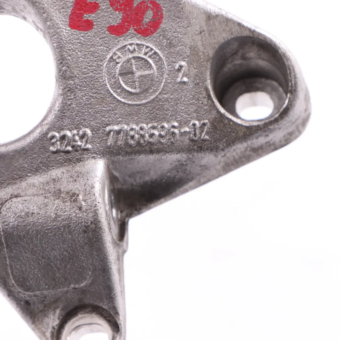 BMW E60 E61 E65 M57N M57N2 Soporte de la bomba dirección Soporte montaje 7788596 - SKU 7790907 - Número de pieza 7790907