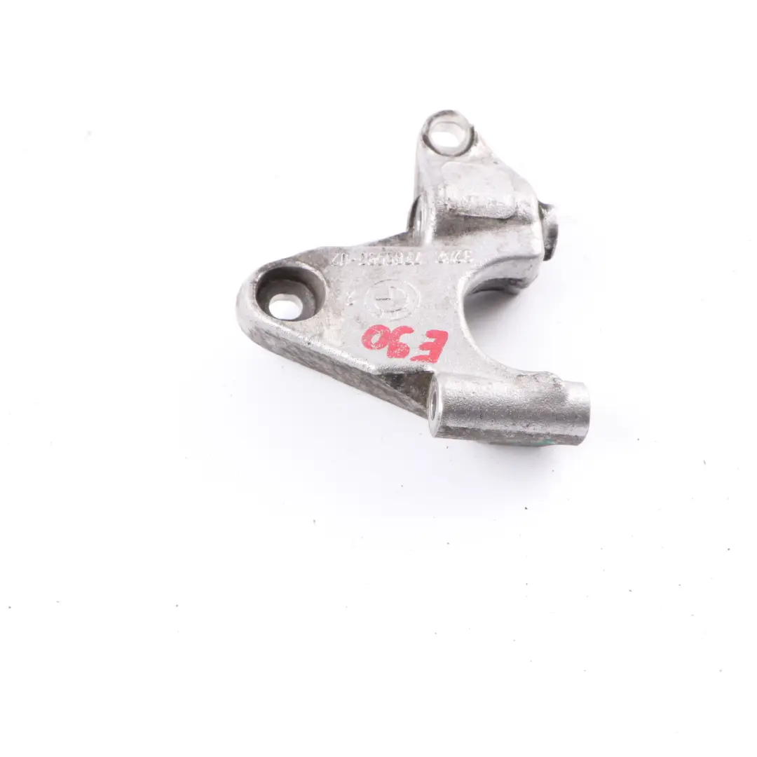 M57N M57N2 Power Steering Pump Bracket Holder Mount 7788596 to BMW E60 E61 E65 with Part number 7790907 BMW E60 E61 E65 M57N M57N2 Power Steering Pump Bracket Holder Mount 7788596 - SKU 7790907 - Part number 7790907
