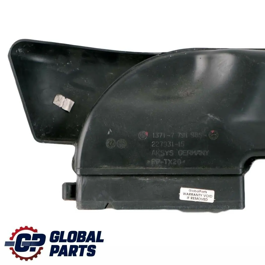 Manchon d'admission pour BMW E90 E91 E92 E93 LCI à propos du numéro de pièce 7791985 BMW E90 E91 E92 E93 LCI Manchon d'admission - SKU 7791985 - Numéro de pièce 7791985