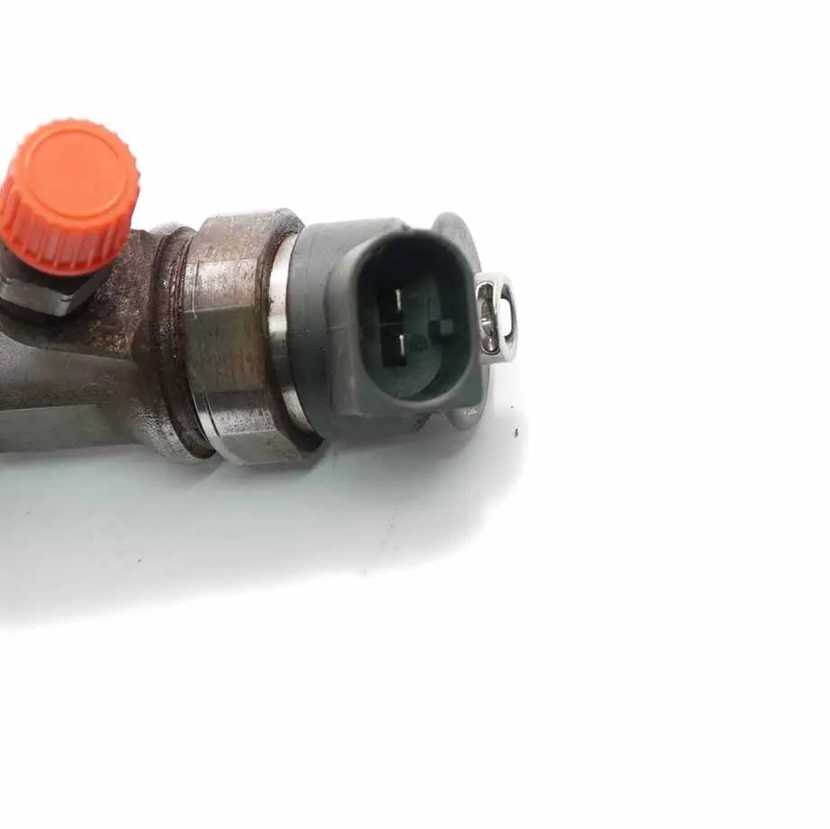 M57N 306D4 EU4 Motor Inyector De Combustible para BMW E60 E61 535d Diesel con número de pieza 7792096 BMW E60 E61 535d Diesel M57N 306D4 EU4 Motor Inyector De Combustible - SKU 7792096 - Número de pieza 7792096