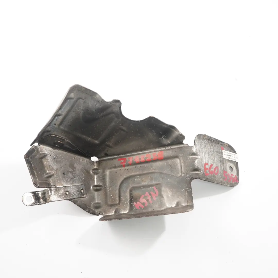 Anteriore Destra Scarico Scudo Termico per BMW E60 E61 535d con numero di parte 7792238 BMW E60 E61 535d Anteriore Destra Scarico Scudo Termico - SKU 7792238 - Numero di parte 7792238