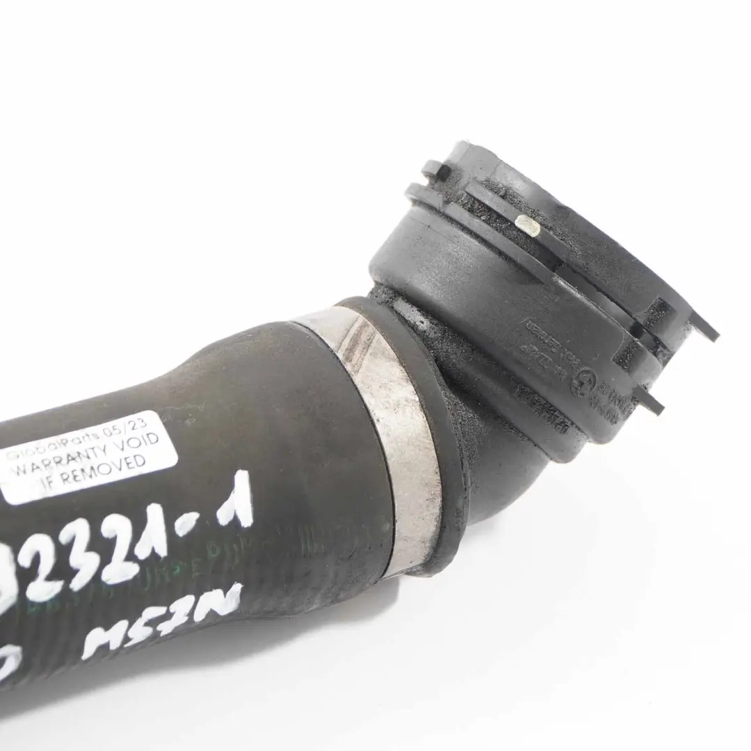 M57N Radiador Manguera De agua Manguera De refrigerante para BMW E60 E61 535d con número de pieza 7792321 BMW E60 E61 535d M57N Radiador Manguera De agua Manguera De refrigerante - SKU 7792321 - Número de pieza 7792321