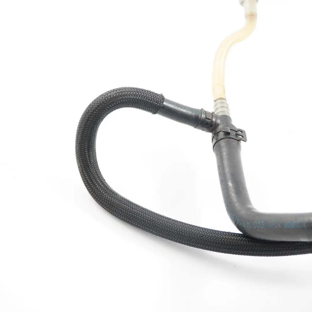 M57N2 Tuyau De Retour De Carburant Tuyau D'Injecteur pour BMW E65 730D Diesel à propos du numéro de pièce 7792869 BMW E65 730D Diesel M57N2 Tuyau De Retour De Carburant Tuyau D'Injecteur - SKU 7792869 - Numéro de pièce 7792869