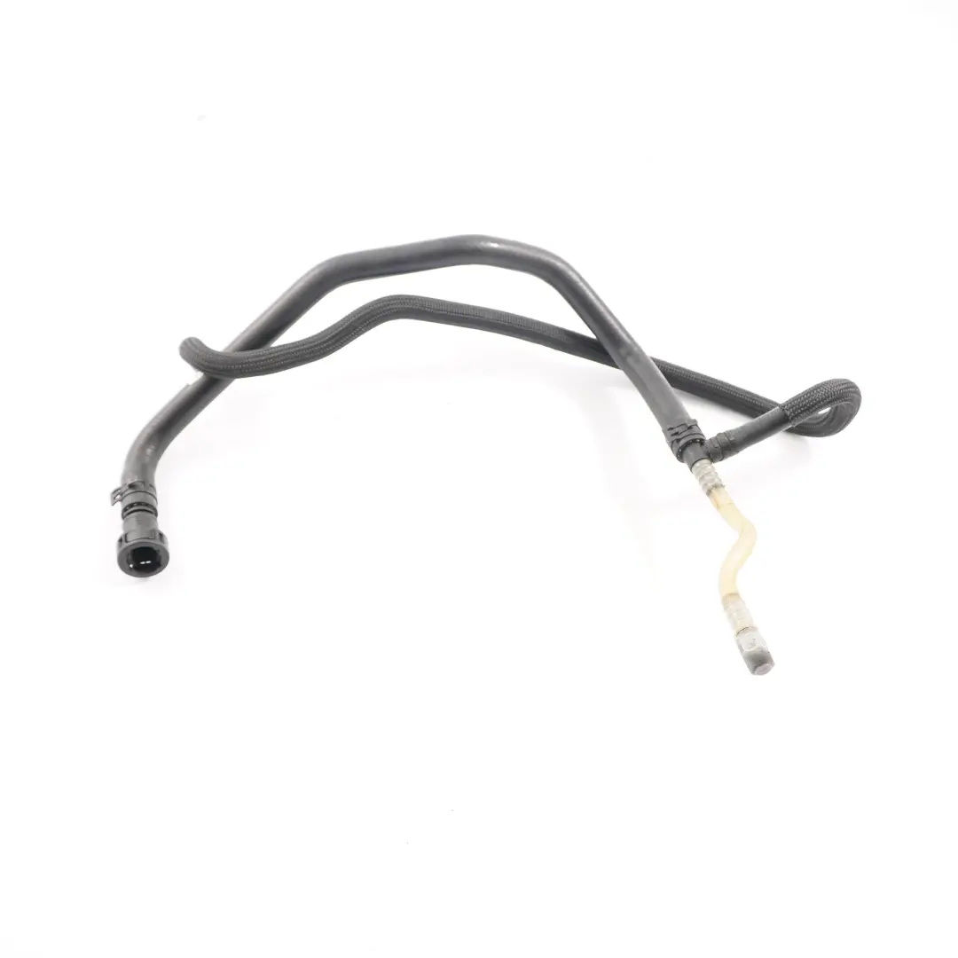 M57N2 Tubo Combustible Manguera De Retorno Inyector para BMW E65 730D Diesel con número de pieza 7792869 BMW E65 730D Diesel M57N2 Tubo Combustible Manguera De Retorno Inyector - SKU 7792869 - Número de pieza 7792869