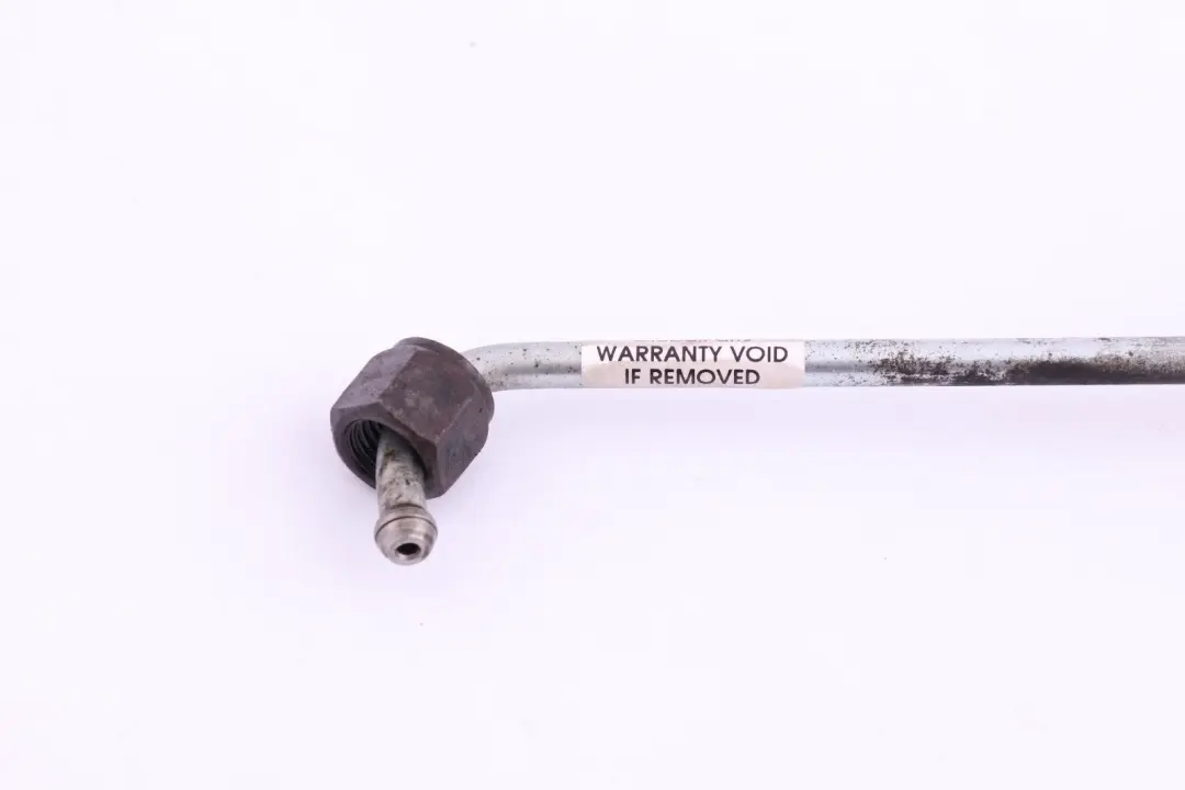 M57N2 Przewód Paliwa Listwy Wtryskowej do BMW E60 E65 X5 E70 E90 E92 o numerze 7792947 BMW E60 E65 X5 E70 E90 E92 M57N2 Przewód Paliwa Listwy Wtryskowej - SKU 7792947 - Numer Części 7792947