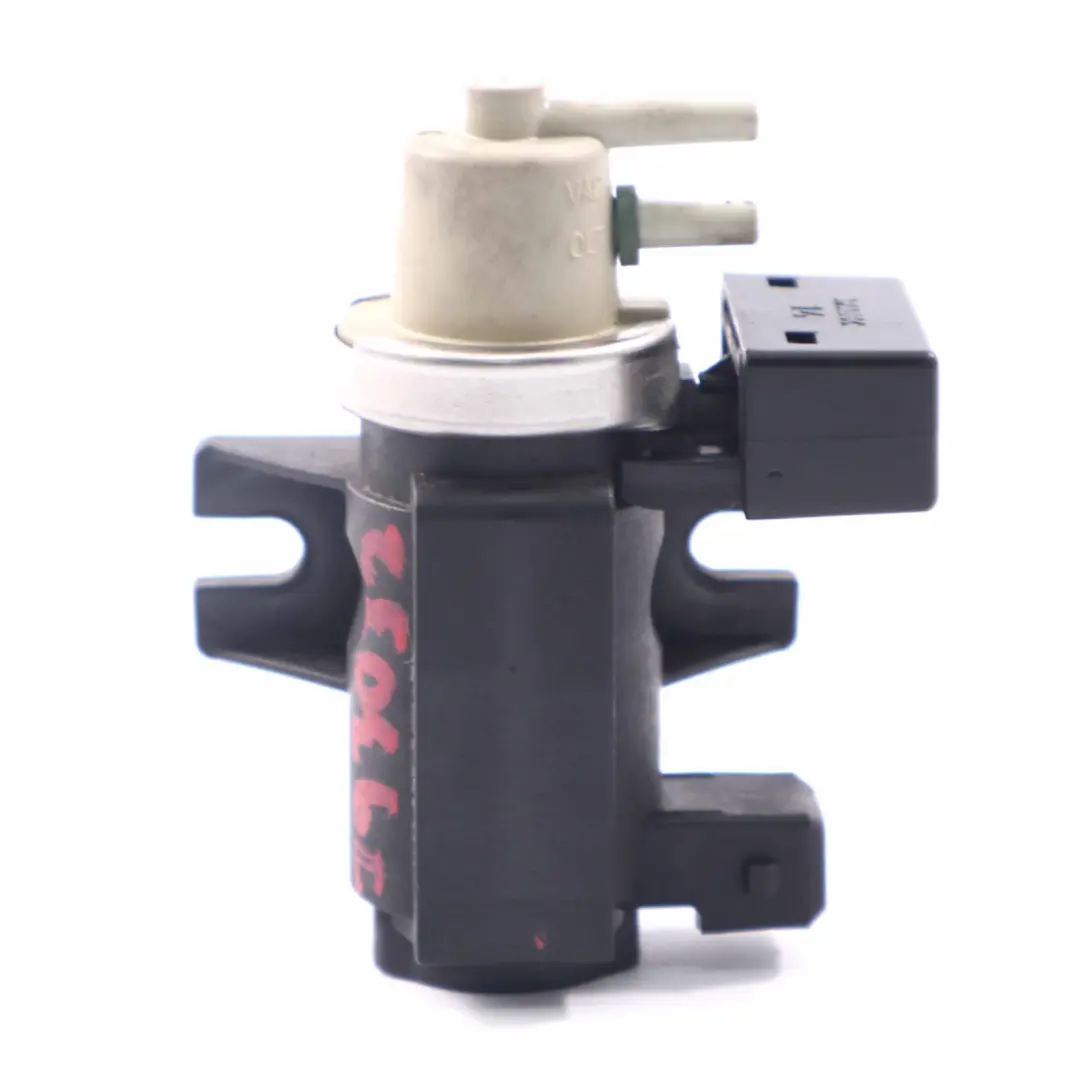 M57N 306D4 Turbo Vuoto Convertitore pressione Solenoide per BMW E60 E61 535d con numero di parte 7793032 BMW E60 E61 535d M57N 306D4 Turbo Vuoto Convertitore pressione Solenoide - SKU 7793032 - Numero di parte 7793032