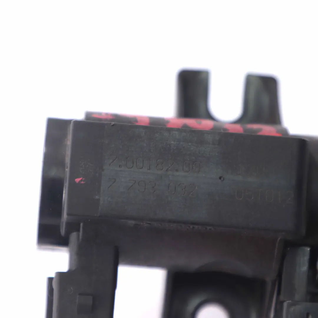 M57N 306D4 Elektrozawór Turbo Podciśnienia do BMW E60 E61 535d o numerze 7793032 BMW E60 E61 535d M57N 306D4 Elektrozawór Turbo Podciśnienia - SKU 7793032 - Numer Części 7793032