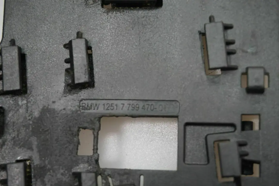 BMW X3 E60 E61 E83 Płyta Mocująca Kable Przewody Silnika - SKU 7793417 - Numer Części 7793417