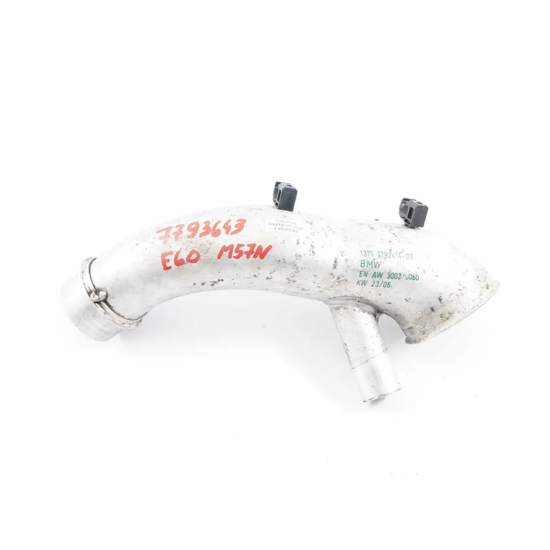 M57N Tubo Aspirazione Aria Filtrata per BMW E60 E61 535d con numero di parte 7793643 BMW E60 E61 535d M57N Tubo Aspirazione Aria Filtrata - SKU 7793643 - Numero di parte 7793643