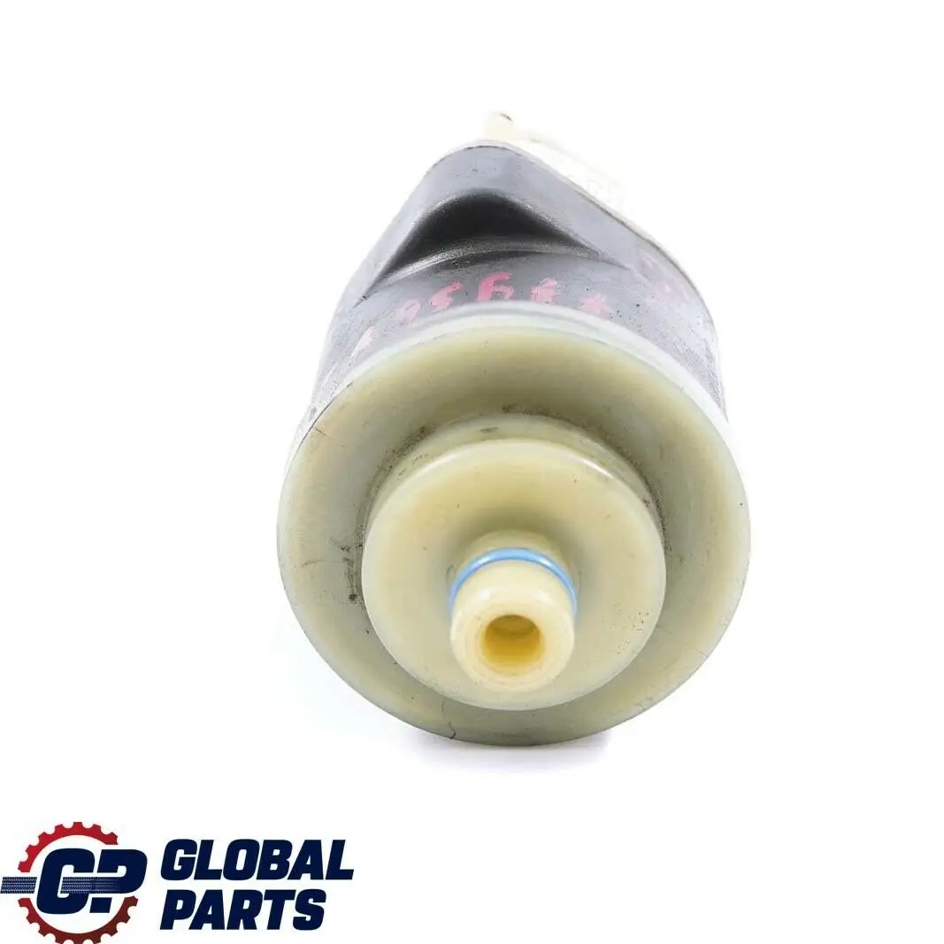 riscaldatore di carburante con 4 pin Diesel per BMW E90 E90N E91 E92 E93 LCI con numero di parte 7793673 BMW E90 E90N E91 E92 E93 LCI riscaldatore di carburante con 4 pin Diesel - SKU 7793673 - Numero di parte 7793673