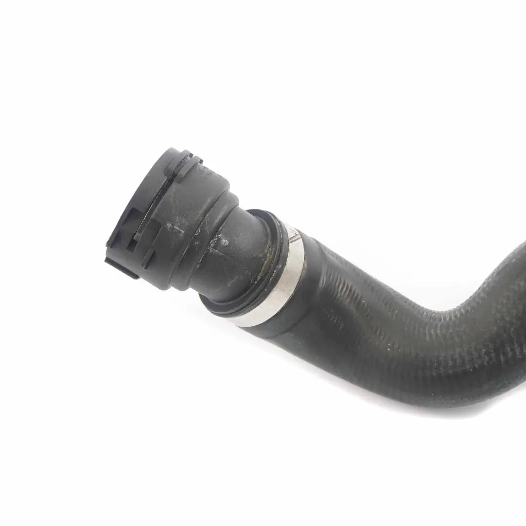 M57N2 Flexible bas du radiateur-pompe liq.ref pour BMW 3 Serie E90 E91 E92 à propos du numéro de pièce 7794748 BMW 3 Serie E90 E91 E92 M57N2 Flexible bas du radiateur-pompe liq.ref - SKU 7794748 - Numéro de pièce 7794748