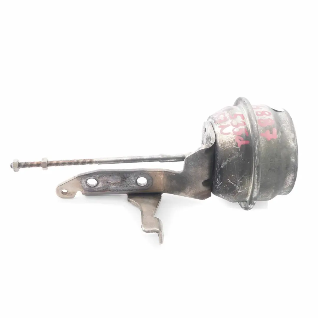 M57N Zawór Podciśnienia Gruszka do BMW E60 E61 535d o numerze 7794887 BMW E60 E61 535d M57N Zawór Podciśnienia Gruszka - SKU 7794887 - Numer Części 7794887