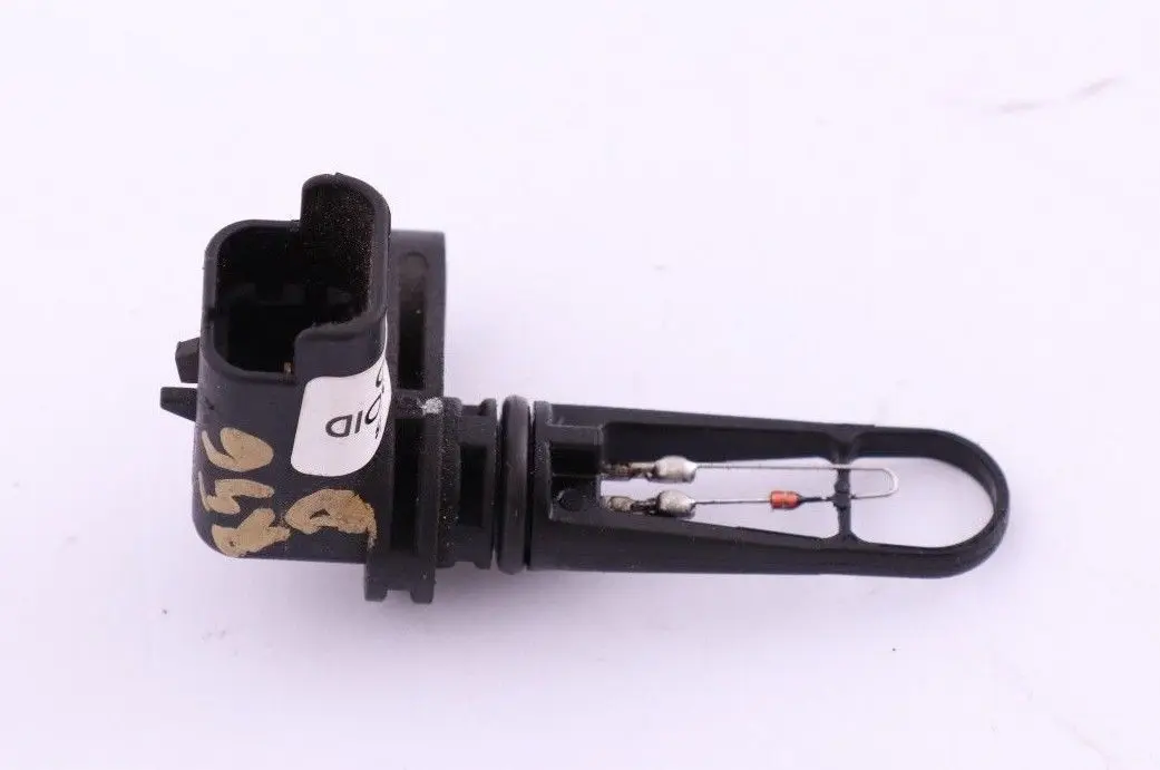 Sensor De Temperatura Del Aire De Carga para Mini Cooper One D R55 R56 W16 con número de pieza 7794982 Mini Cooper One D R55 R56 W16 Sensor De Temperatura Del Aire De Carga - SKU 7794982 - Número de pieza 7794982